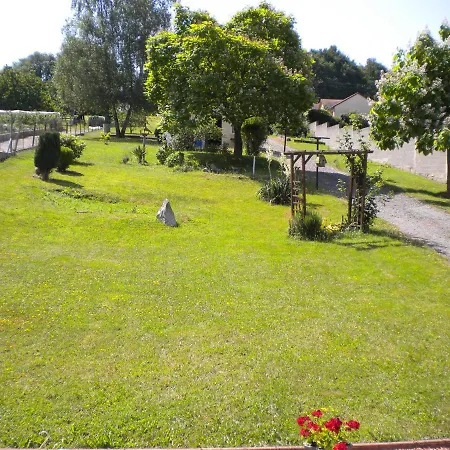 Chez Claude & Chantal Bed & Breakfast *